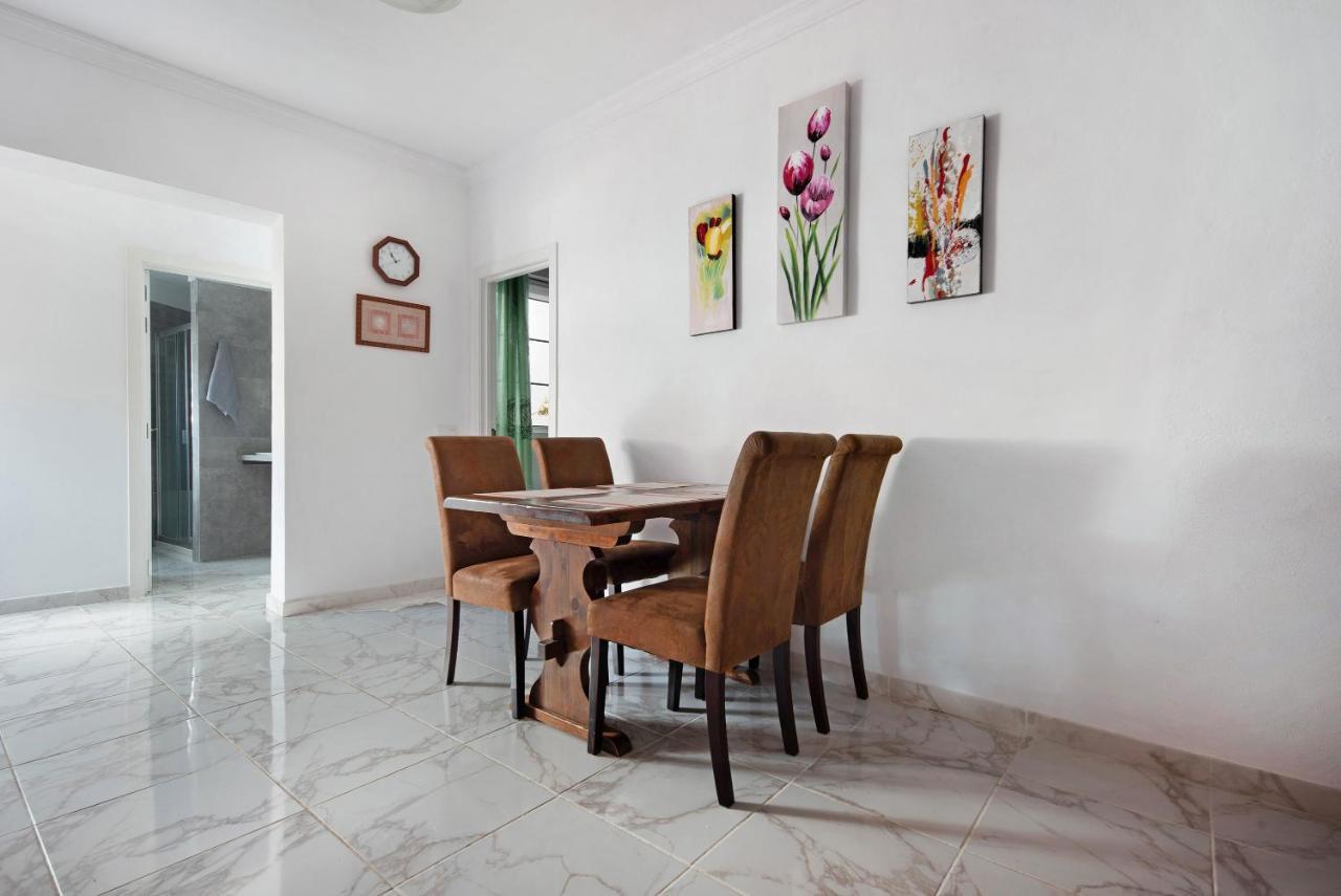 Casa Auxilia Vila Araya  Exterior foto